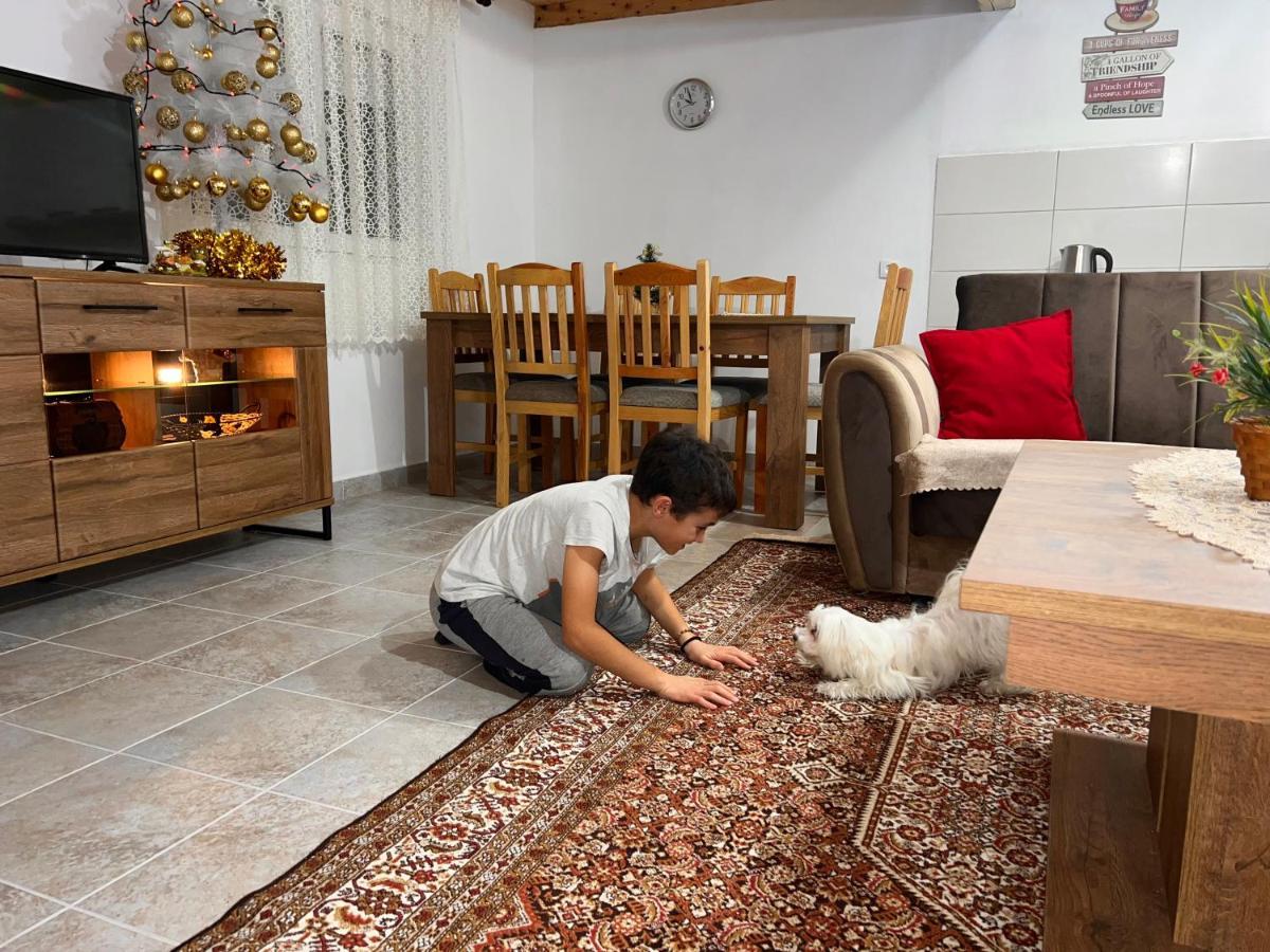 Laf Guest House Kolašin Eksteriør bilde